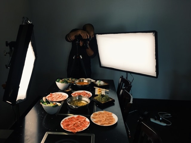 Ini manfaat buat lo menggunakan strategi food photography buat bisnis kuliner lo